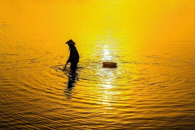 fishermen, fishermen work on the river, river craft