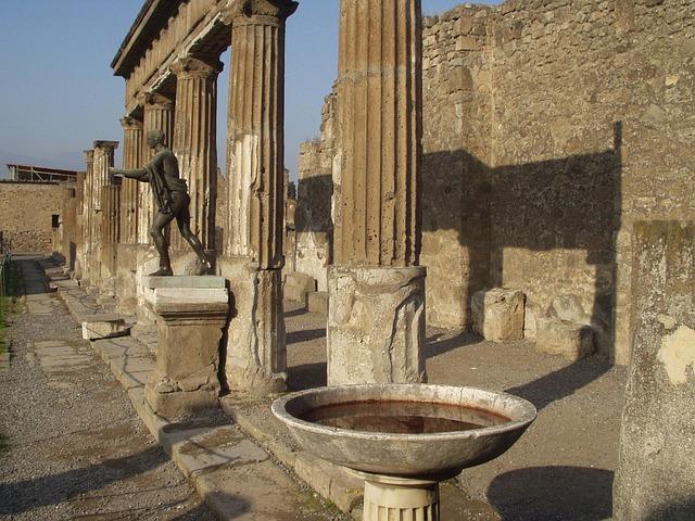 columns, pool, statue